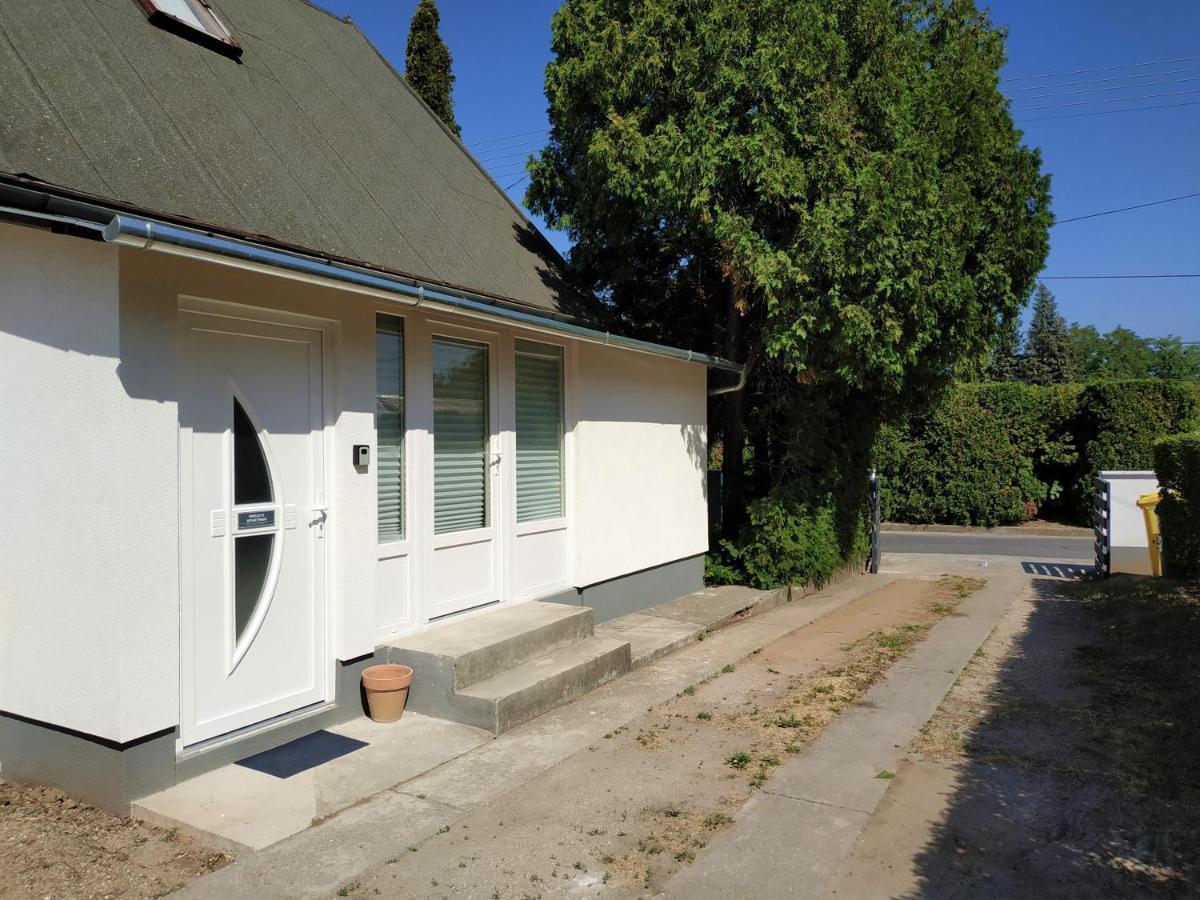 Aranyharmat Apartman Balatonlelle Exteriér fotografie