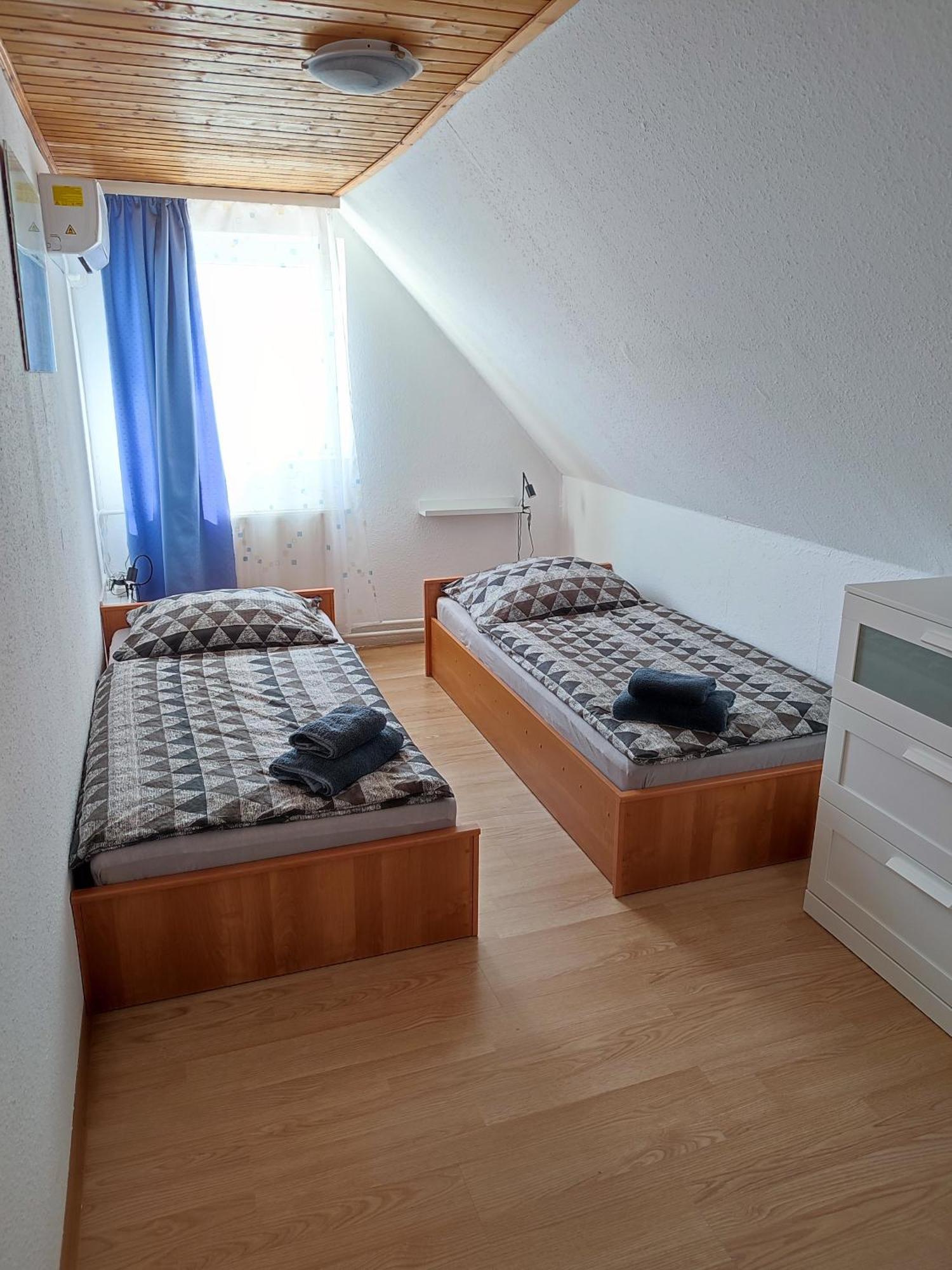 Aranyharmat Apartman Balatonlelle Exteriér fotografie